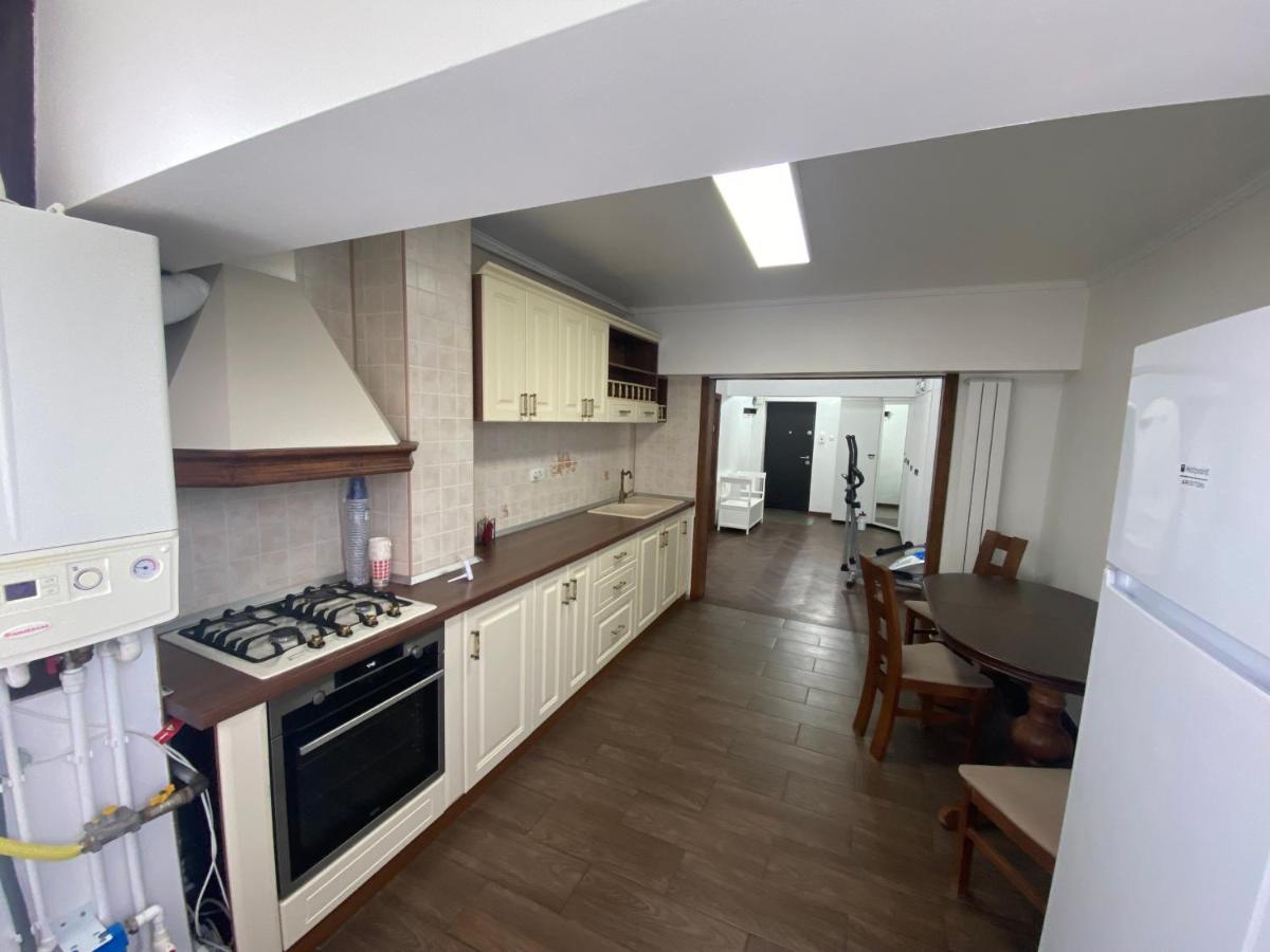 Violetta Apartament Buzău Exterior photo